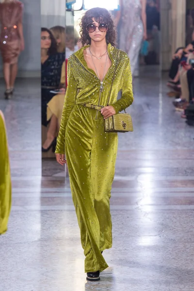 Look 66